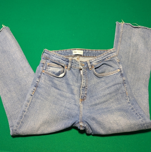 ZARA Women’s Light Blue Denim Jeans - Picture 3 of 5